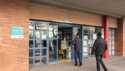 El 71% de los españoles prefiere automedicarse antes que esperar a ser atendido en un centro de salud